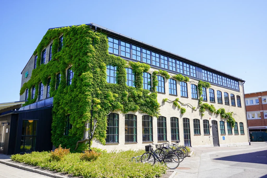 Kv Handsken-Preconal-referens-Hansen Millennium fönster (1)