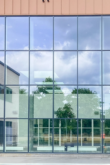 GLASFASADER-Fasader i aluminium - stålfasader - glasfasader - aluminiumfasader-träfasader-bild